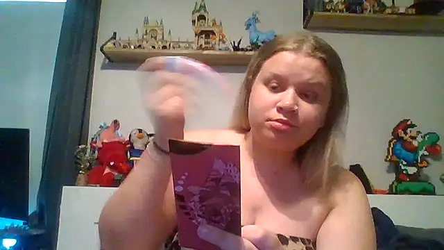 prettybabygurl04 online show from 5, 5, 2026