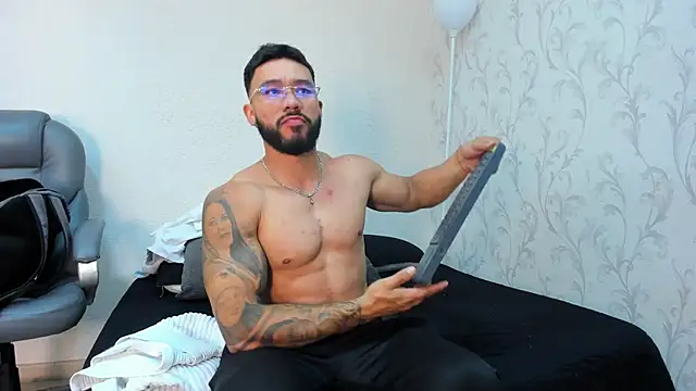 Axel power  online show from 13, 5, 2026
