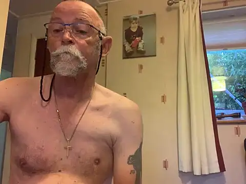 Moonraker64 online show from 7, 7, 2026