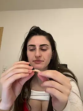 OliviaBaby- online show from 4, 7, 2026