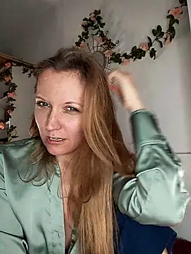 Candy Cougar online show from 11, 5, 2026