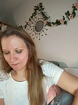 Candy Cougar online show from 20, 5, 2026