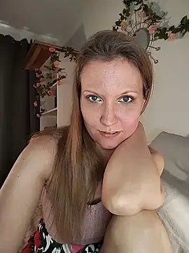 Candy Cougar online show from 5, 6, 2026