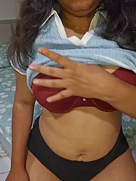 sluttytitties69 online show from 29, 7, 2026