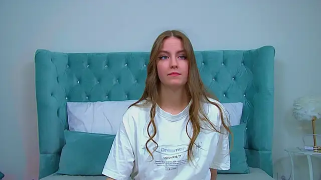 SofiaSarvains online show from 26, 6, 2026
