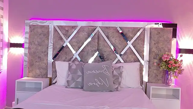 ParisRose  online show from 15, 7, 2026