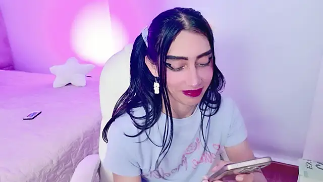 Alexadomina22 online show from 24, 7, 2026