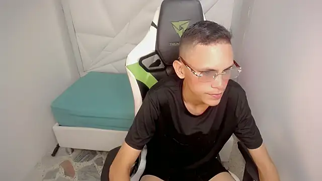 sombra 18 online show from 21, 5, 2026