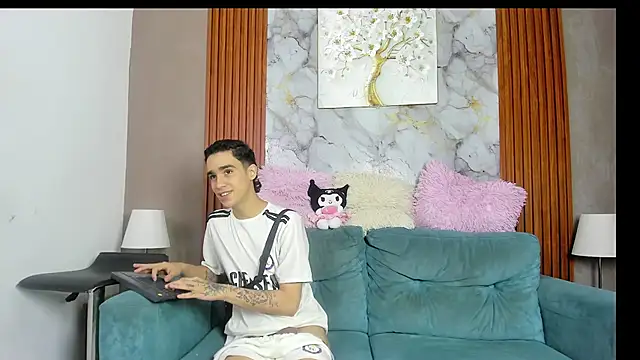 TWINKS BOYSX online show from 3, 6, 2026