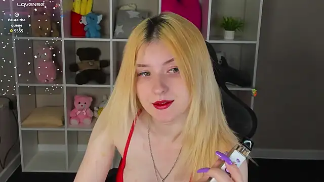 Diiana Daviis online show from 3, 7, 2026