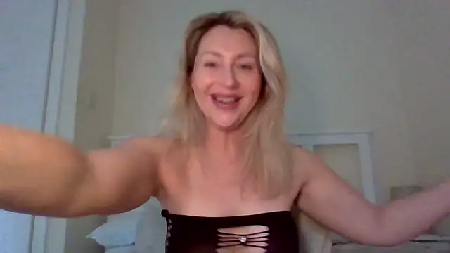 Babe blond online show from 3, 6, 2026