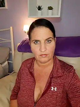 Velvet-Milf online show from 16, 5, 2026