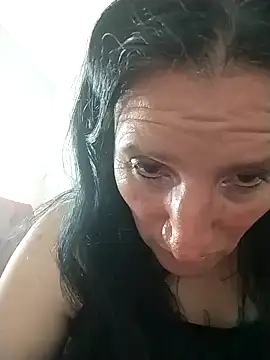 Snapshot of CloeMature chatting on 7, 5, 2026 CloeMature online show from 7, 5, 2026