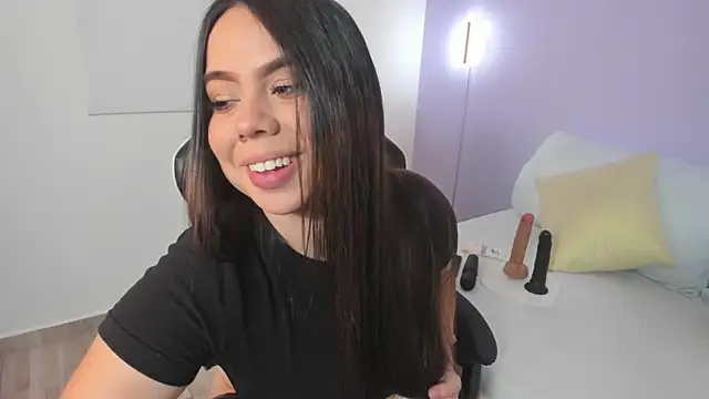 luna blazze  online show from 16, 6, 2026