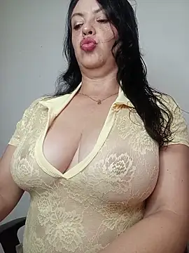 Snapshot of EvaRoberts_1 chatting on 29, 5, 2026 EvaRoberts 1 online show from 29, 5, 2026