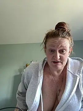 Snapshot of Kellilyn10 chatting on 31, 5, 2026 Kellilyn10 online show from 31, 5, 2026