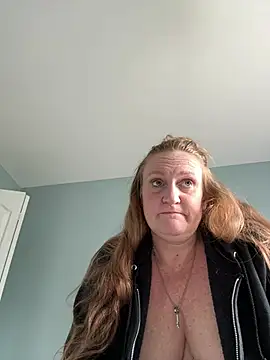 Snapshot of Kellilyn10 chatting on 6, 7, 2026 Kellilyn10 online show from 6, 7, 2026