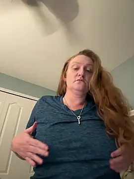 Snapshot of Kellilyn10 chatting on 11, 7, 2026 Kellilyn10 online show from 11, 7, 2026