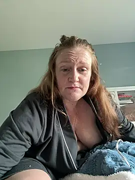 Snapshot of Kellilyn10 chatting on 13, 7, 2026 Kellilyn10 online show from 13, 7, 2026