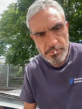 mauro22cm4 online show from 7, 5, 2026
