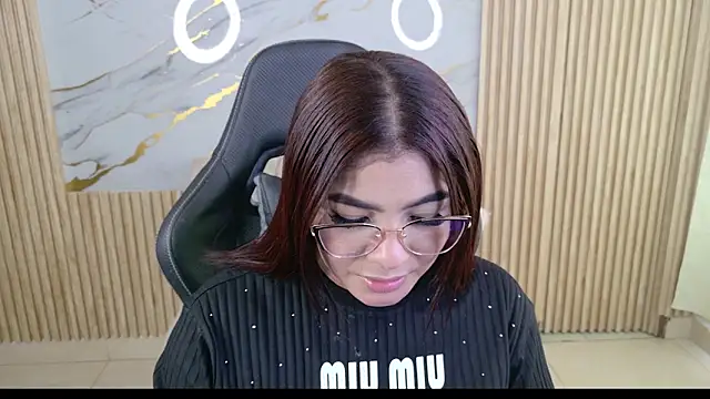 Rachell boobs online show from 11, 5, 2026