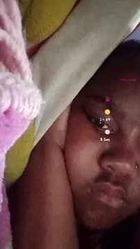 ChubbyMidgetxxx19 online show from 10, 7, 2026