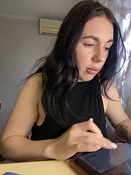 IsabellaJoutes online show from 4, 6, 2026
