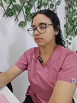 alanahot94 online show from 29, 6, 2026