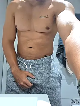 fitmaxxx26 online show from 8, 5, 2026