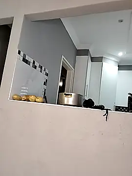 JuicyHoney 01 online show from 3, 7, 2026