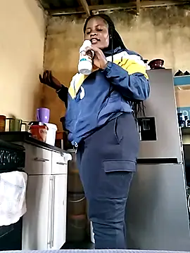 JuicyHoney 01 online show from 29, 7, 2026
