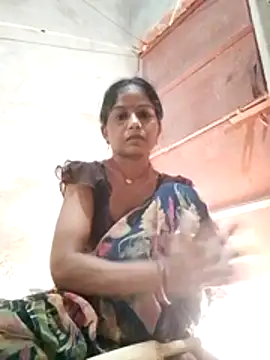 Snapshot of CHANDNi_700 chatting on 31, 5, 2026 CHANDNi 700 online show from 31, 5, 2026