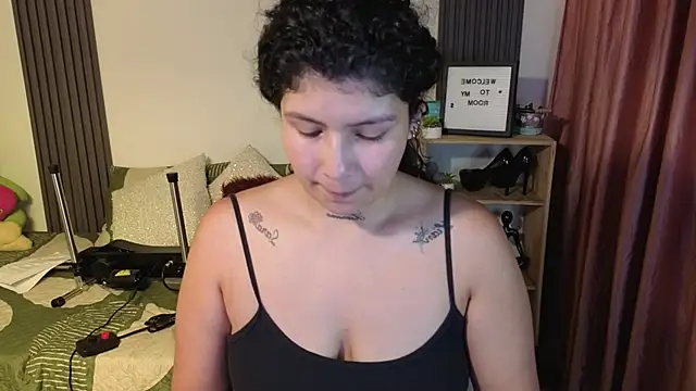 LadyVelvett online show from 14, 5, 2026