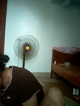 Snapshot of Vieekee chatting on 24, 7, 2026 Vieekee online show from 24, 7, 2026