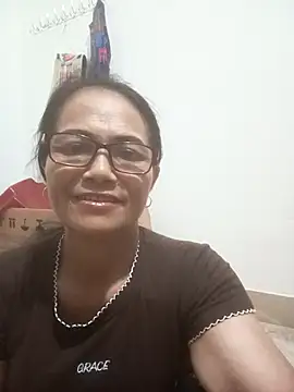Snapshot of Vieekee chatting on 28, 7, 2026 Vieekee online show from 28, 7, 2026