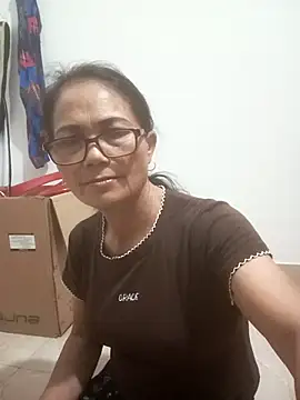 Snapshot of Vieekee chatting on 28, 7, 2026 Vieekee online show from 28, 7, 2026