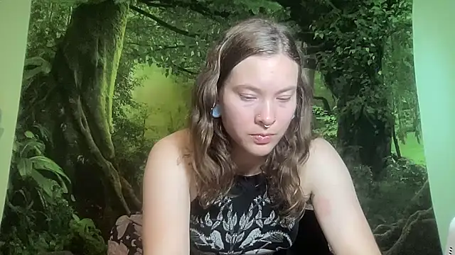 mo0ngoddess online show from 6, 6, 2026