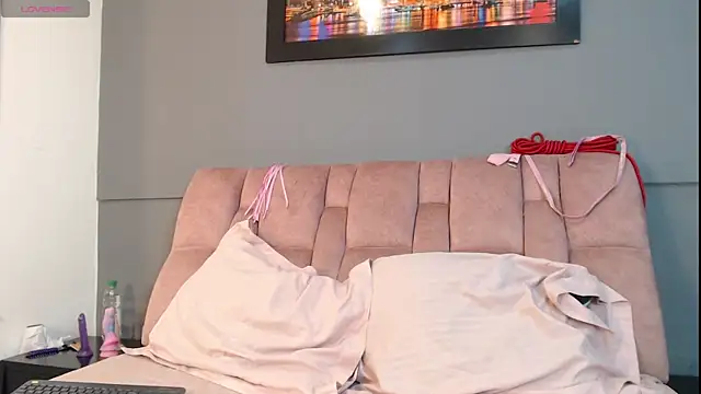Aika Doll online show from 30, 5, 2026