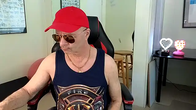 Snapshot of hotdadbod chatting on 15, 1, 2025 hotdadbod online show from 15, 1, 2025