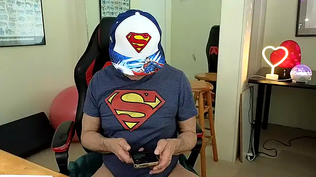 Snapshot of hotdadbod chatting on 4, 3, 2025 hotdadbod online show from 4, 3, 2025