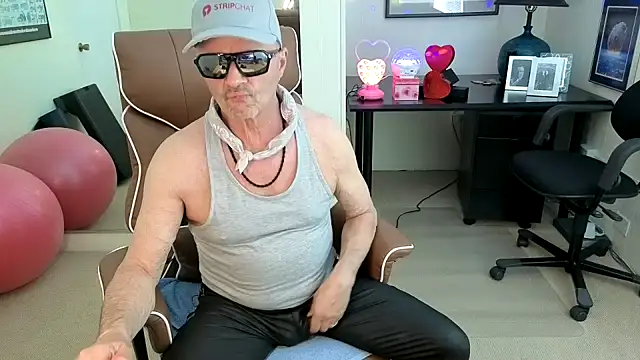 hotdadbod online show from 7, 8, 2026