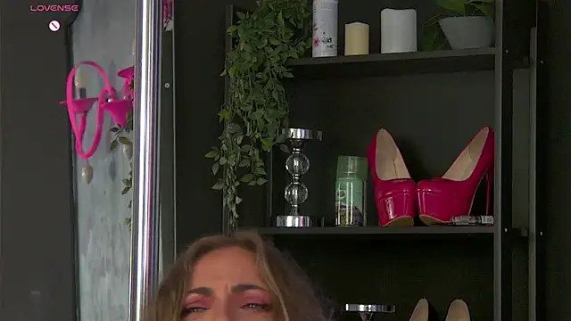 AnneGoddesss online show from 3, 7, 2026