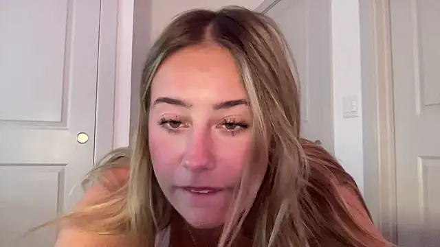 skylarraeee online show from 21, 7, 2026