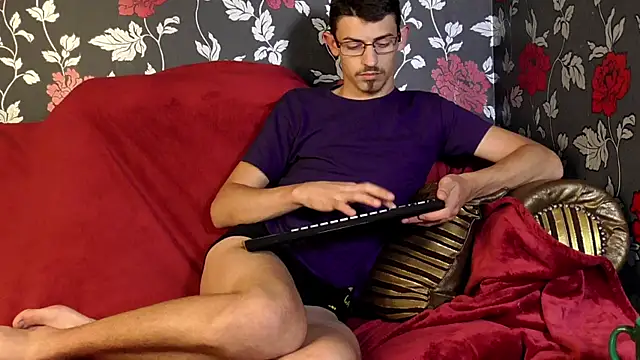 KairoZenn online show from 19, 5, 2026
