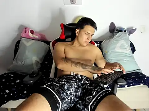 Snapshot of alexerdiego chatting on 18, 6, 2026 alexerdiego online show from 18, 6, 2026