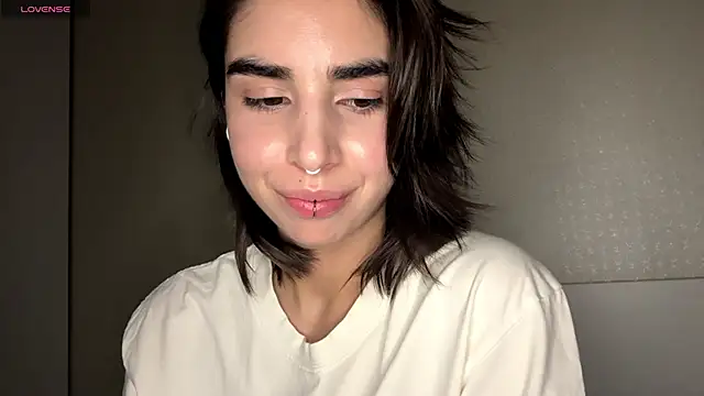 Snapshot of JessiaRuezga chatting on 1, 7, 2026 JessiaRuezga online show from 1, 7, 2026