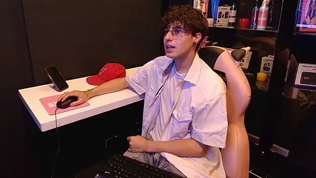Snapshot of Krown_nox chatting on 25, 5, 2026 Krown nox online show from 25, 5, 2026