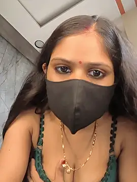 Snapshot of kaira_noty chatting on 27, 5, 2026 kaira noty online show from 27, 5, 2026