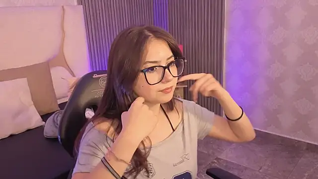 andrea tay1 online show from 20, 6, 2026