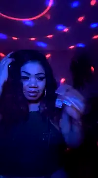 Snapshot of NailGoddessnow chatting on 25, 1, 2025 NailGoddessnow online show from 25, 1, 2025